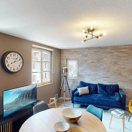 Clin D Oeil Au Centre D * オベルネ