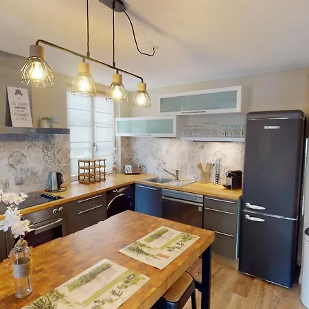 Clin D Oeil Au Centre D アパート オベルネ